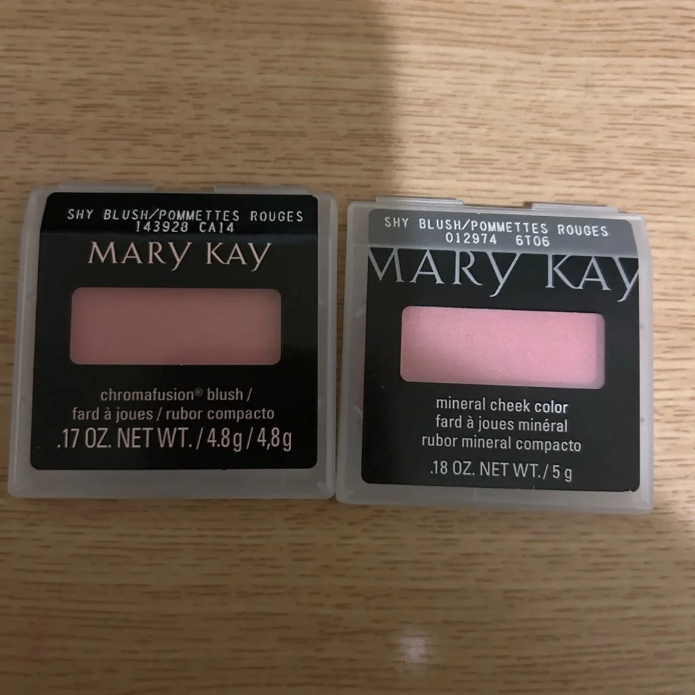 Mary Kay Pink Blush Compact Matte Finish